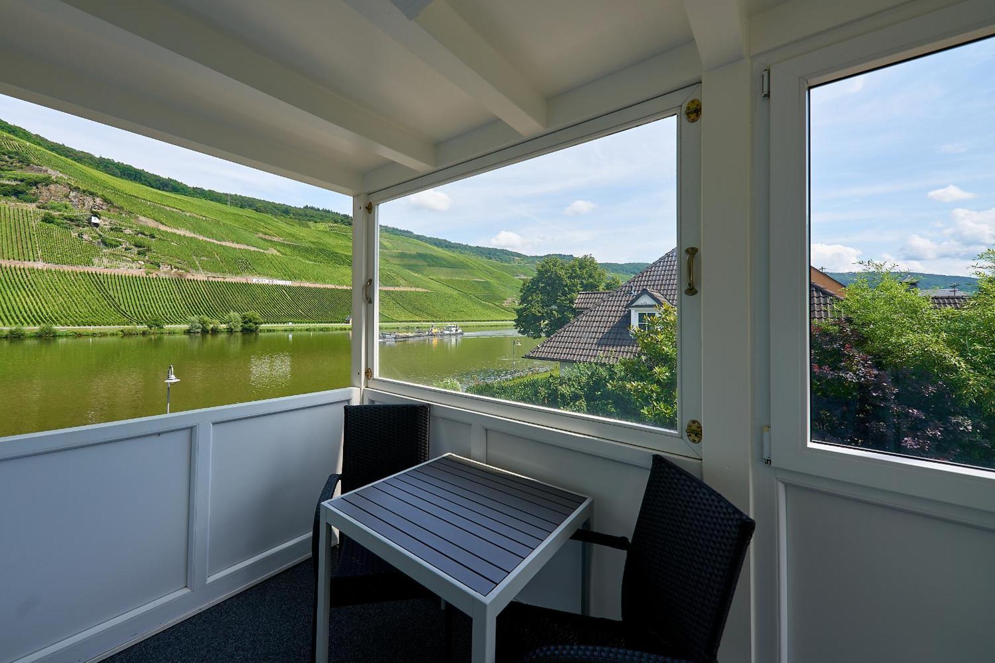 Sonnenuhr Bed & Breakfast Bernkastel-Kues Luaran gambar